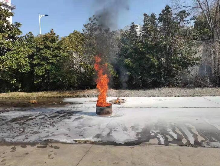 當(dāng)發(fā)生不同的突發(fā)事件的時(shí)候，保安人員是這樣應(yīng)對(duì)的