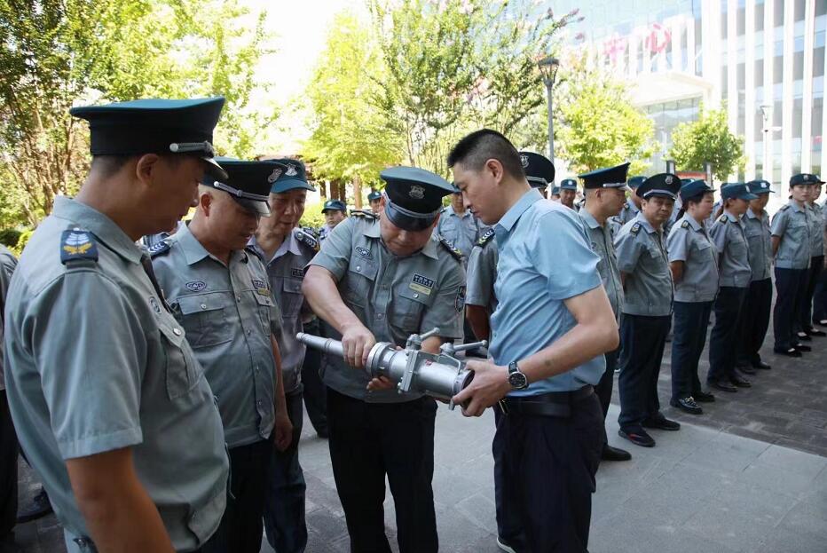 有保安與沒(méi)保安的小區(qū)，你會(huì)選擇哪個(gè)小區(qū)呢？