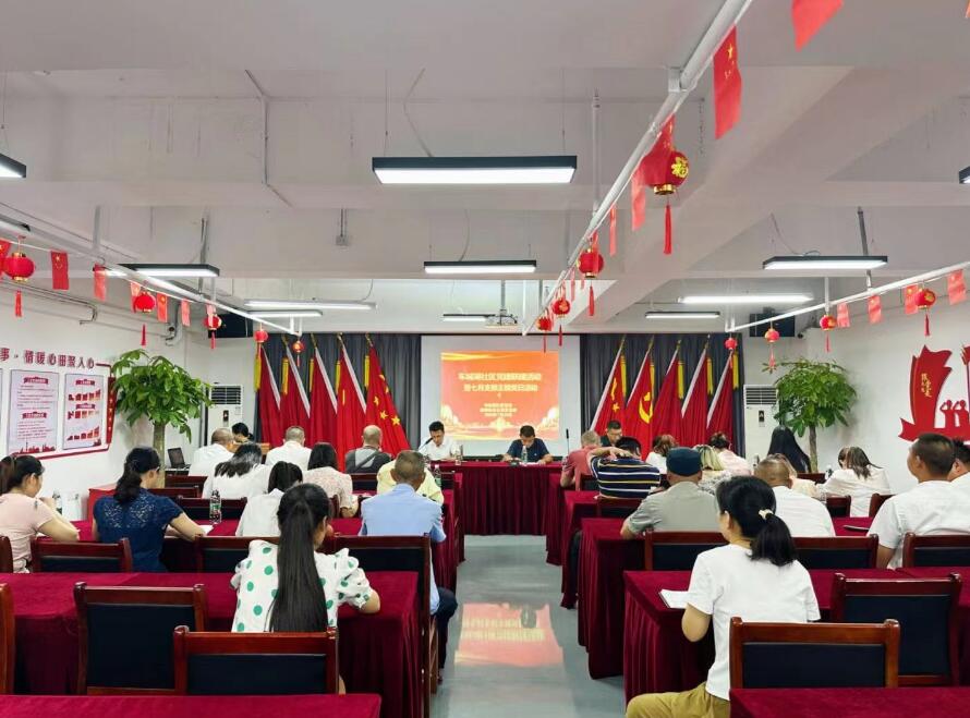 湖北獵鷹黨支部副書記姚艷波同志組織衛(wèi)生大掃除活動(dòng)