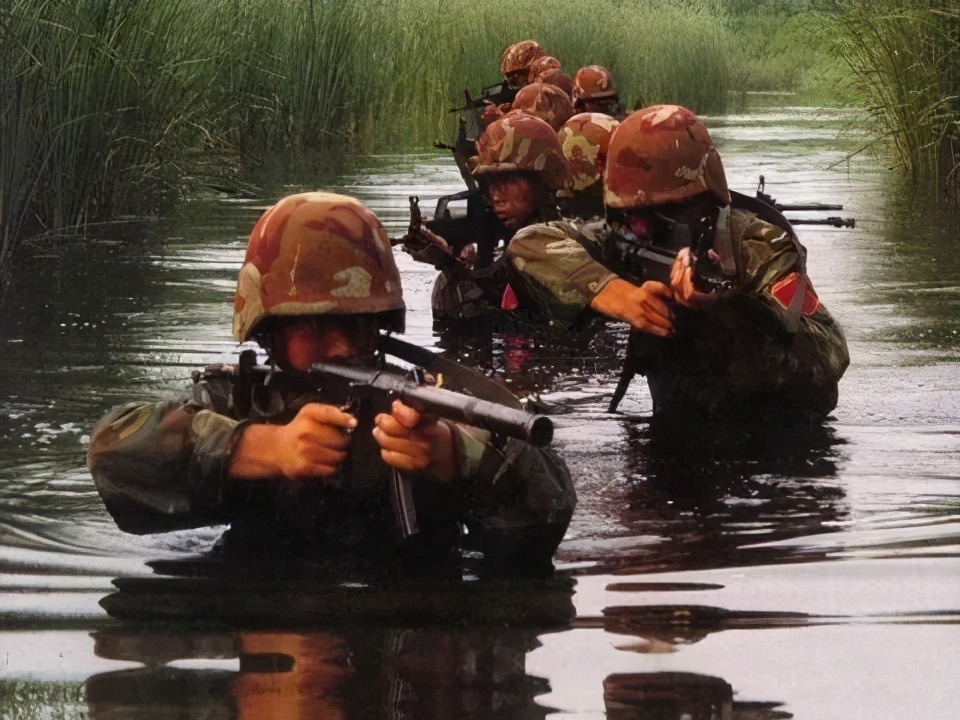 一位轉(zhuǎn)業(yè)后的特種兵，辦農(nóng)場(chǎng)種瓜菜，靠1個(gè)優(yōu)點(diǎn)，年賺200萬(wàn)