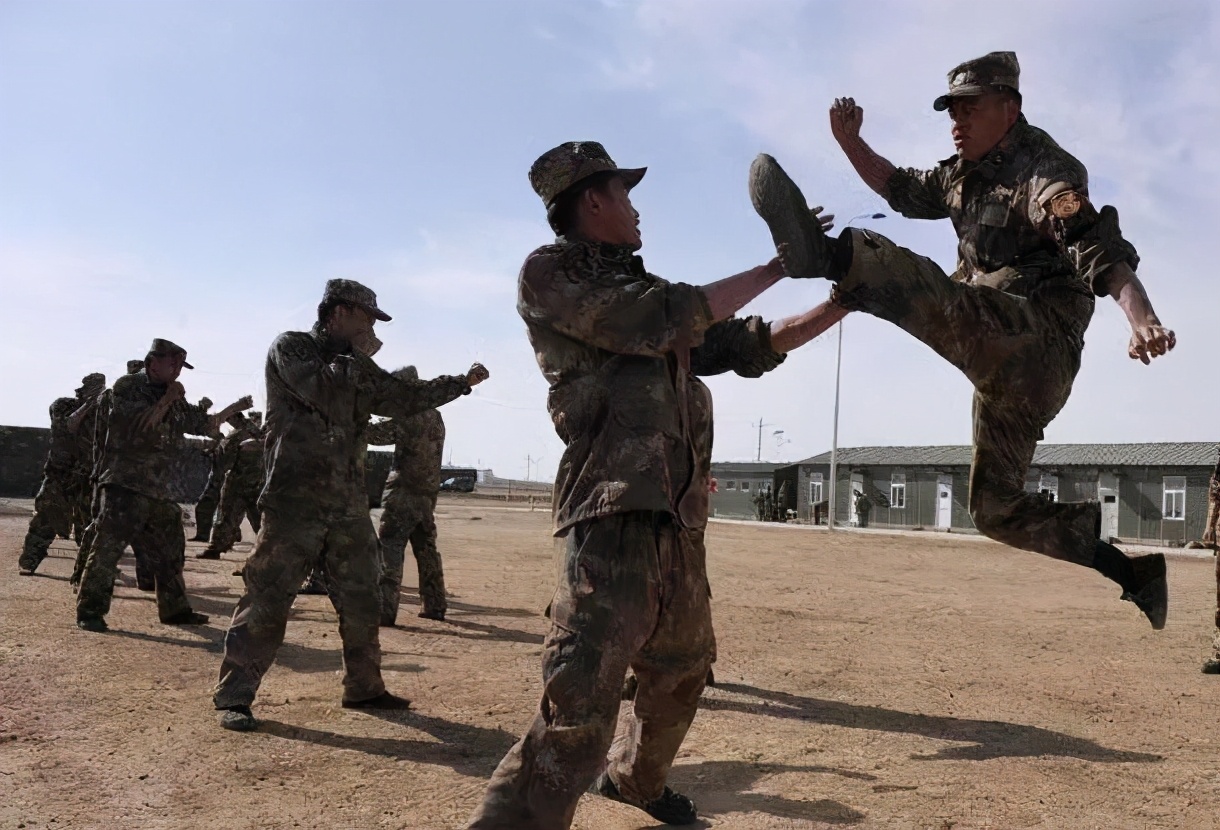 一位轉(zhuǎn)業(yè)后的特種兵，辦農(nóng)場(chǎng)種瓜菜，靠1個(gè)優(yōu)點(diǎn)，年賺200萬(wàn)